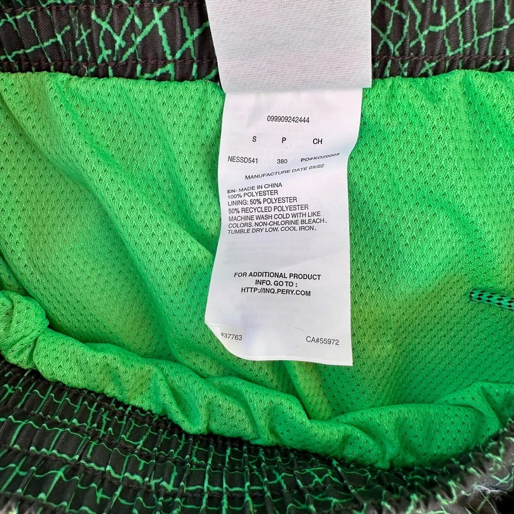 Nike Mens Swim Trunks Small Green Purple Grid Gradient Swoosh NESSD541-380 NEW